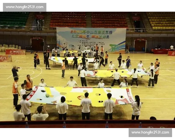 以参赛队伍为核心探索竞技赛场中的策略与团队协作模式